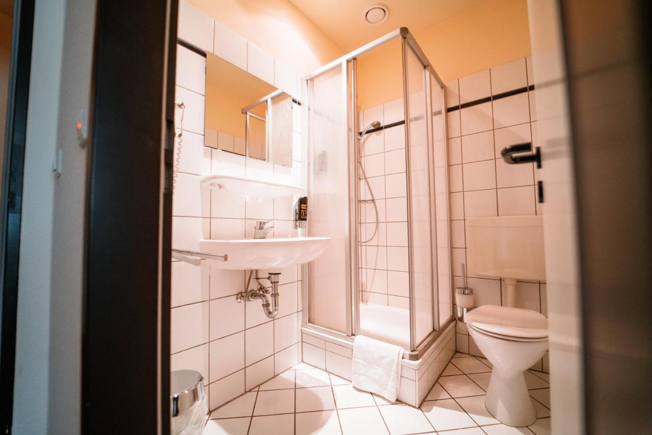 Milde Hotel Kalbe  Bagian luar foto